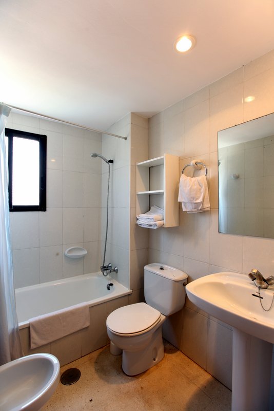 Bathroom in apartments La Caseta